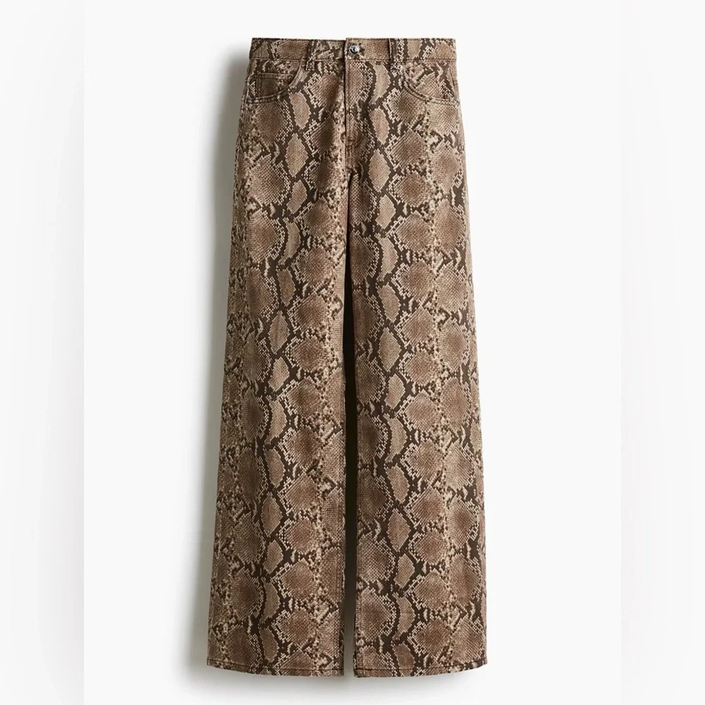 H&M Snakeskin High Rise Wide Leg Jeans - Picture 3 of 5